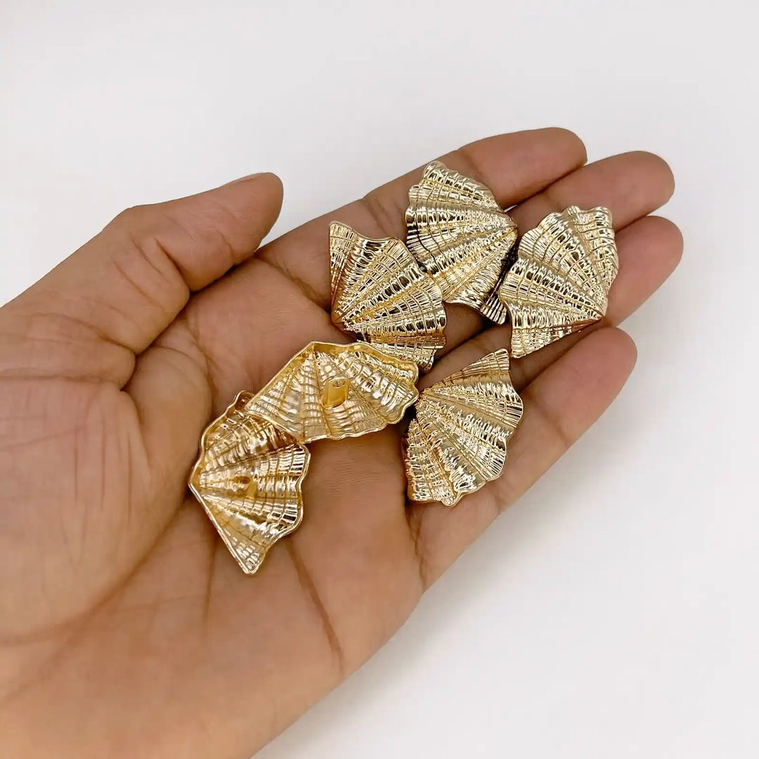 Shell Inspired Golden Metal Buttons | 21mm(55L)