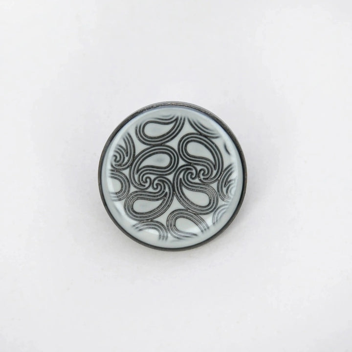 Golden Paisley Design with Shank Metal Button | 18mm(28L) & 20mm(32L)