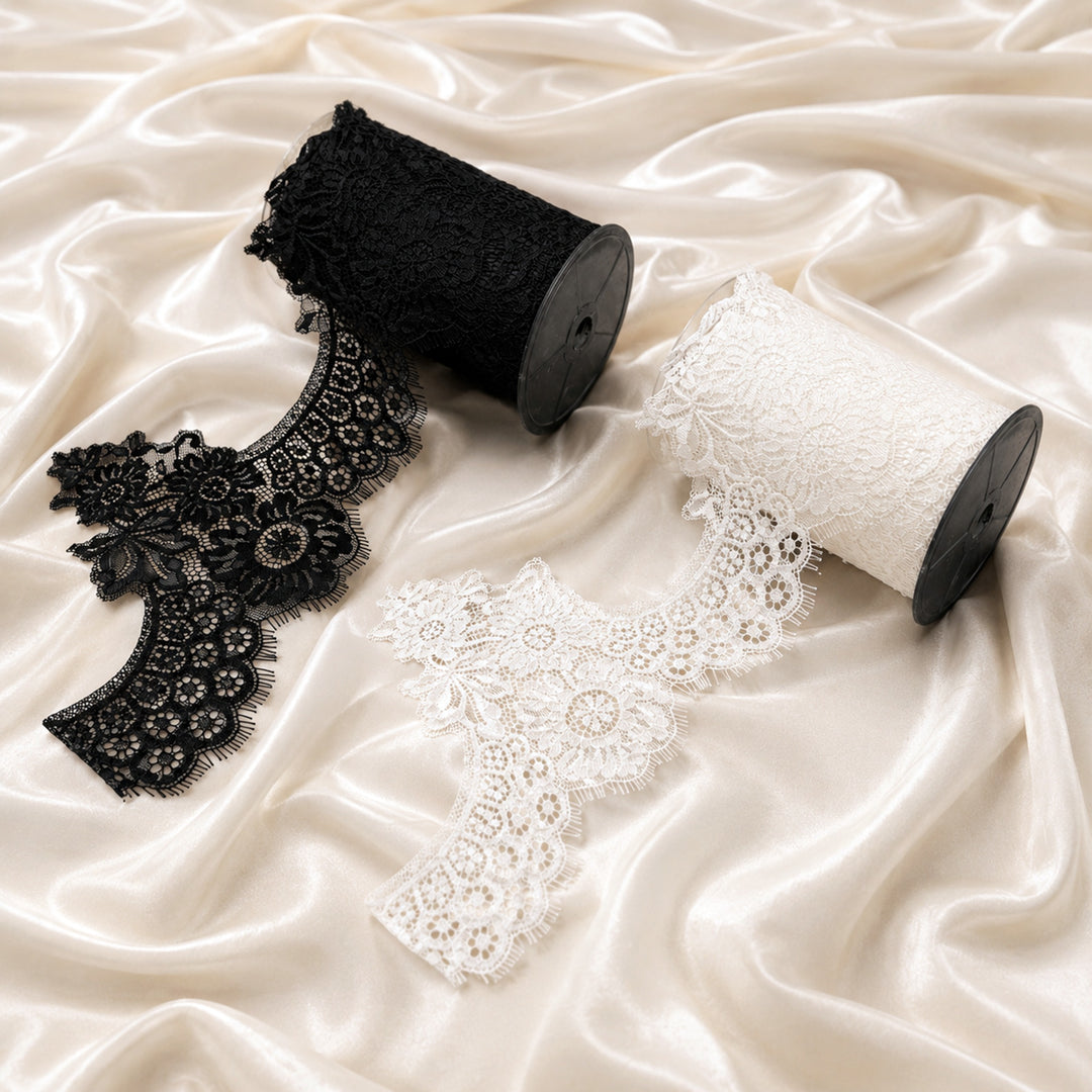 Floral and Foliage Leaf Pattern Chantilly Lace -3 Meters | FEL-3N