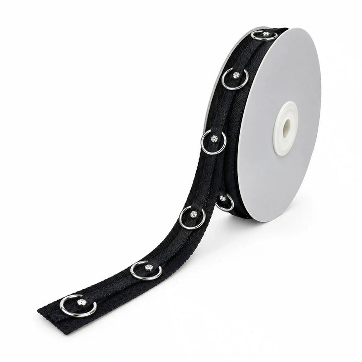 ANI Accessories black O-ring stud metal eyelet lace on a roll, 1.8 cm wide with white color background 