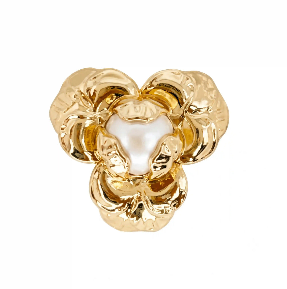 ANI Accessories gold three-petal flower metal button with textured petal edges and pearl-look centre, front view With white color background 