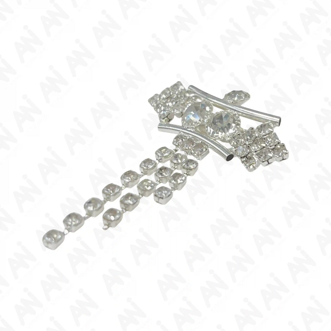 Shiny Silver Rhinestone & Crystal Brooch for Enhance Fashion with elegant design and sparkling crystals